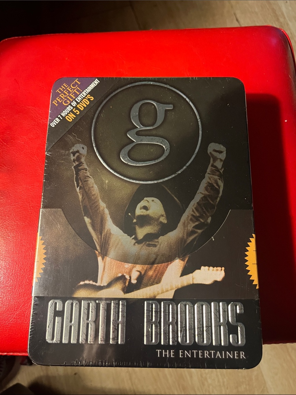 Vintage new 5 DVD seaked Garth Brooks collection in a tin